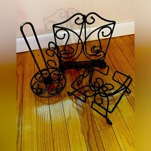 Princess house recipe holder, paper towel holder, and napkin holder